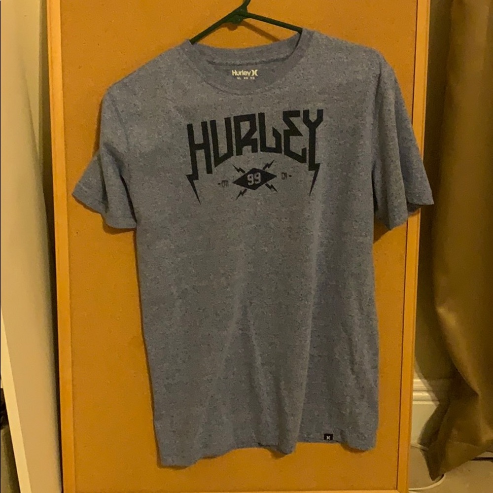 Hurley t shirt